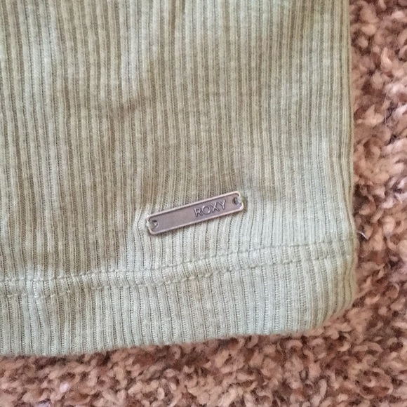 Roxy top - Picture 2 of 3